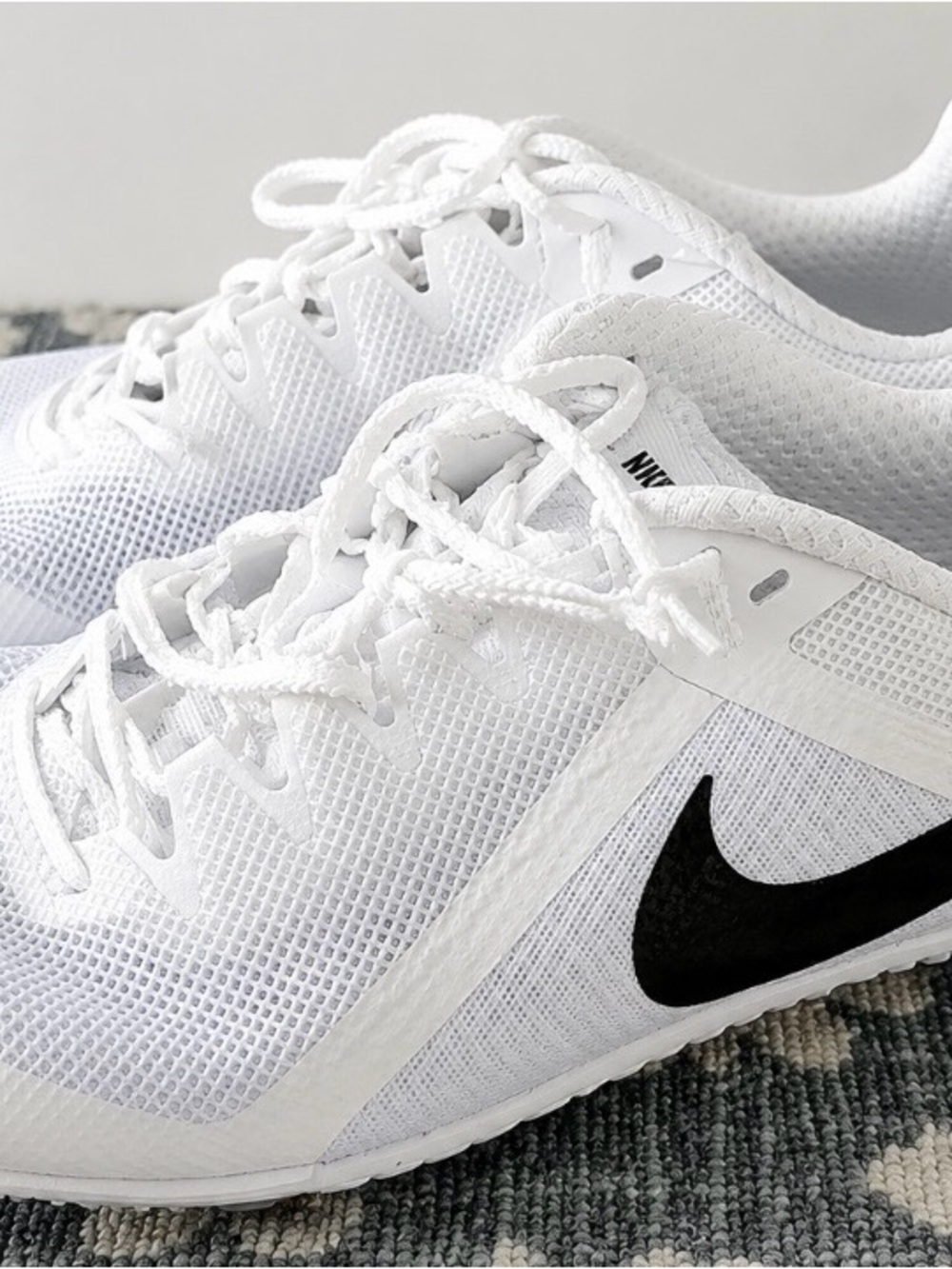 Nike Men’s White Track and Field Cleats